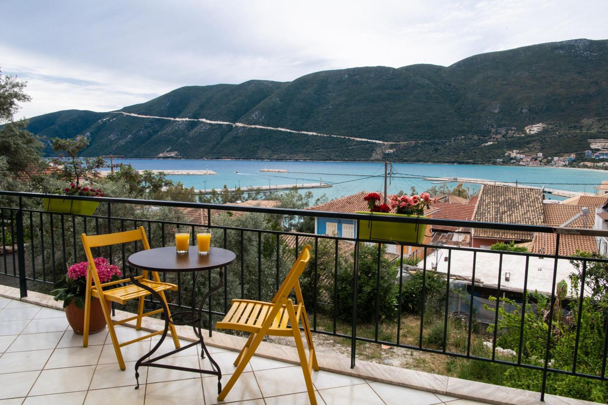 Mediterraneo Studios Vasiliki  Bagian luar foto