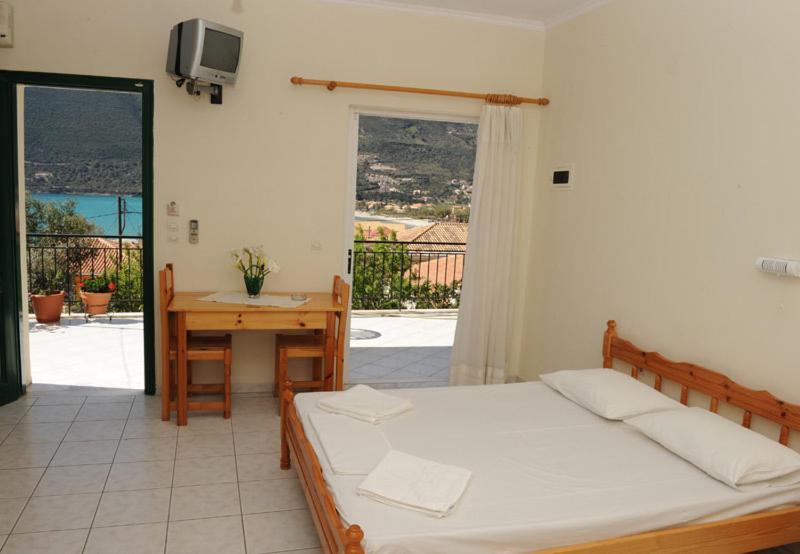 Mediterraneo Studios Vasiliki  Bagian luar foto