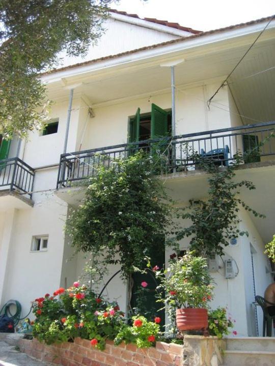 Mediterraneo Studios Vasiliki  Bagian luar foto